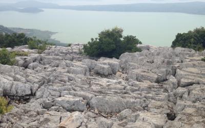 Park prirode Vransko jezero: najveće hrvatsko jezero i ptičji raj uz more